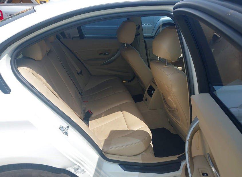 BMW 328I