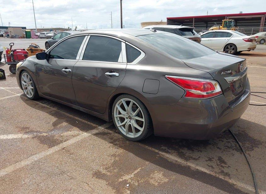 Nissan Altima
