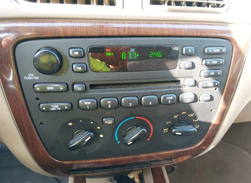 Ford Taurus