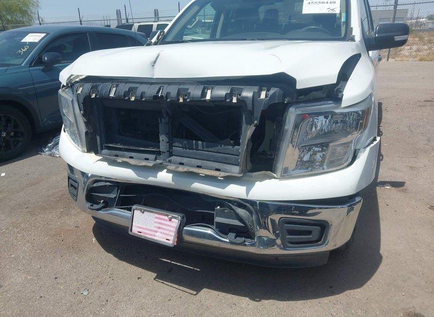 Nissan Titan