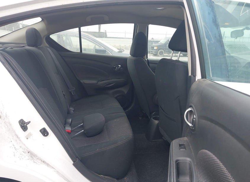 Nissan Versa