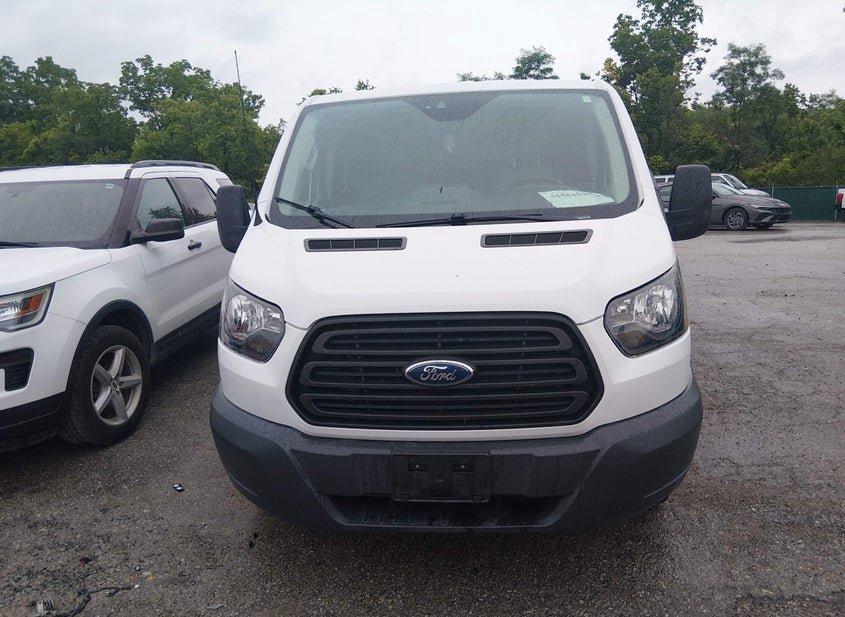 Ford Transit-350