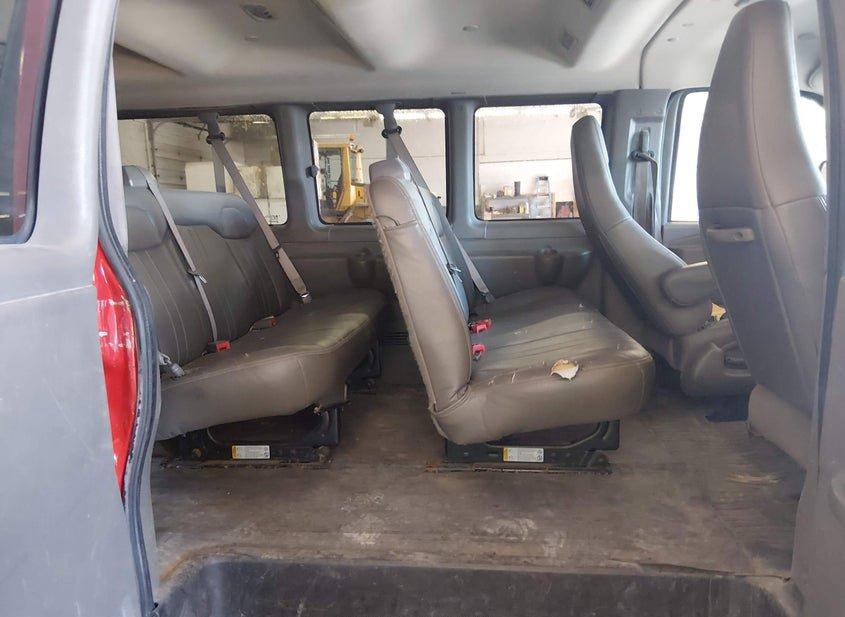 Chevrolet Express 3500