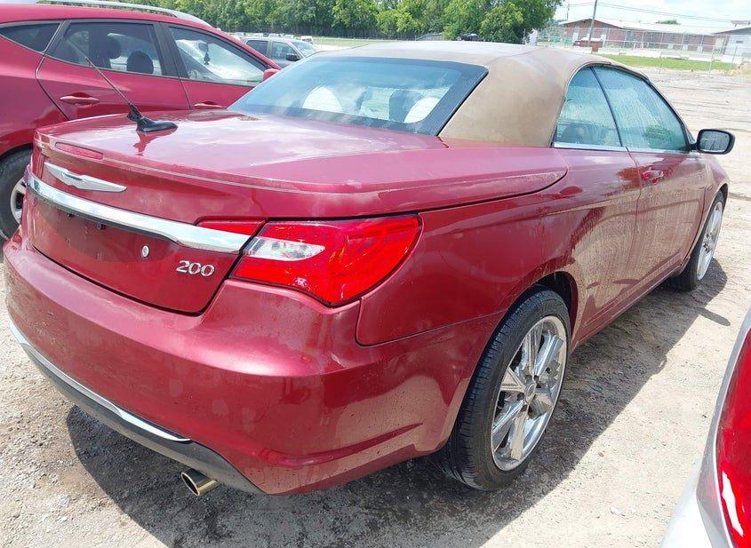 Chrysler 200