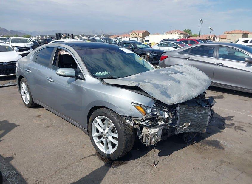 Nissan Maxima