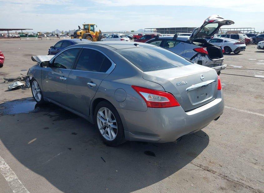 Nissan Maxima