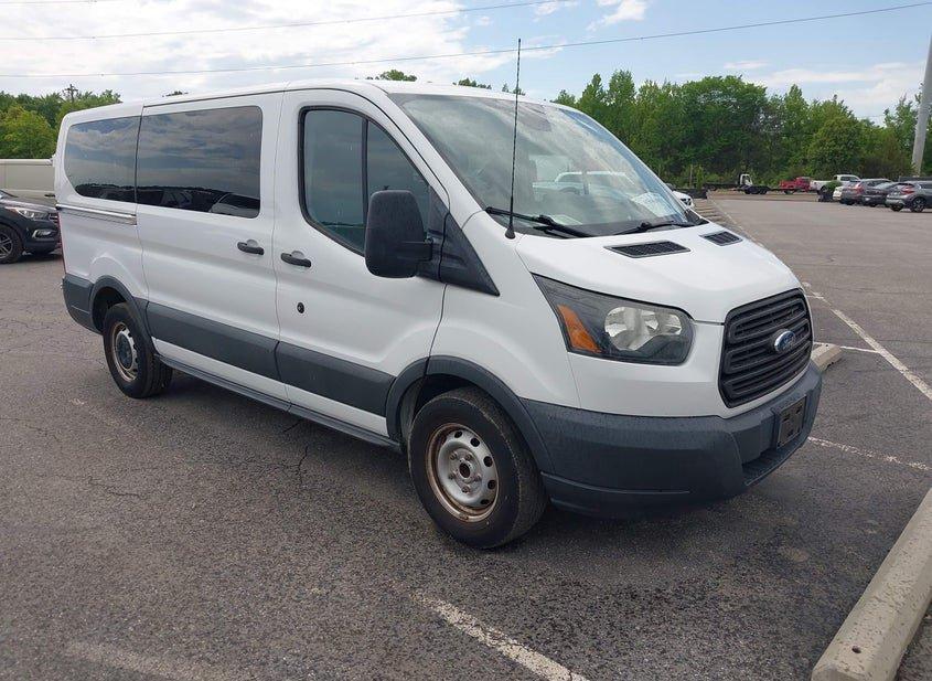 Ford Transit-150