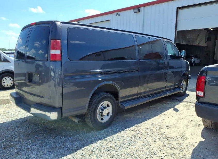 Chevrolet Express 3500