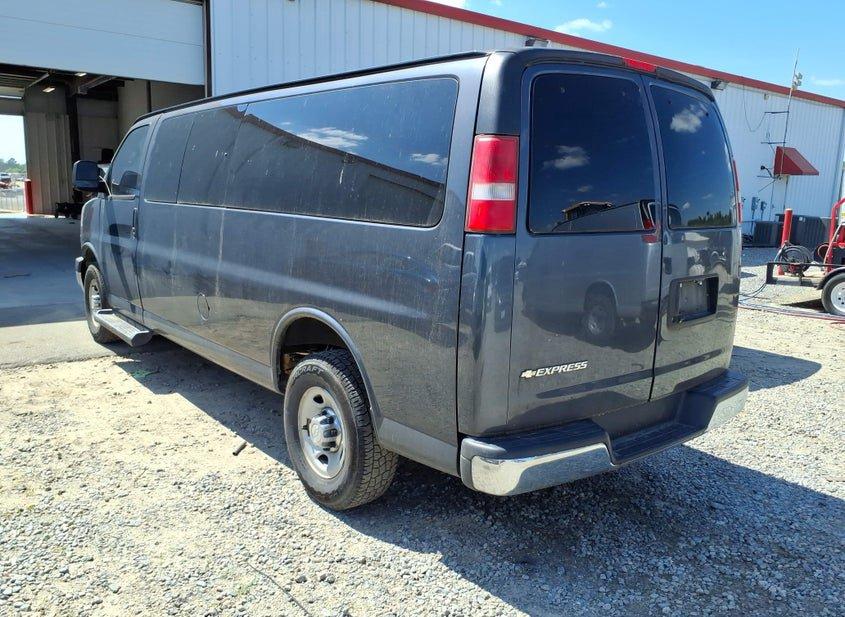 Chevrolet Express 3500