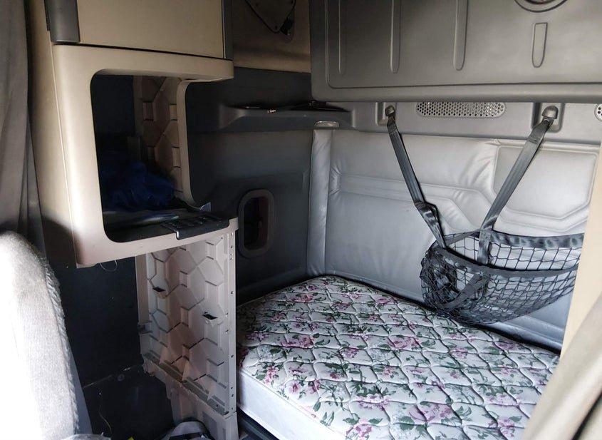 Freightliner Cascadia 125