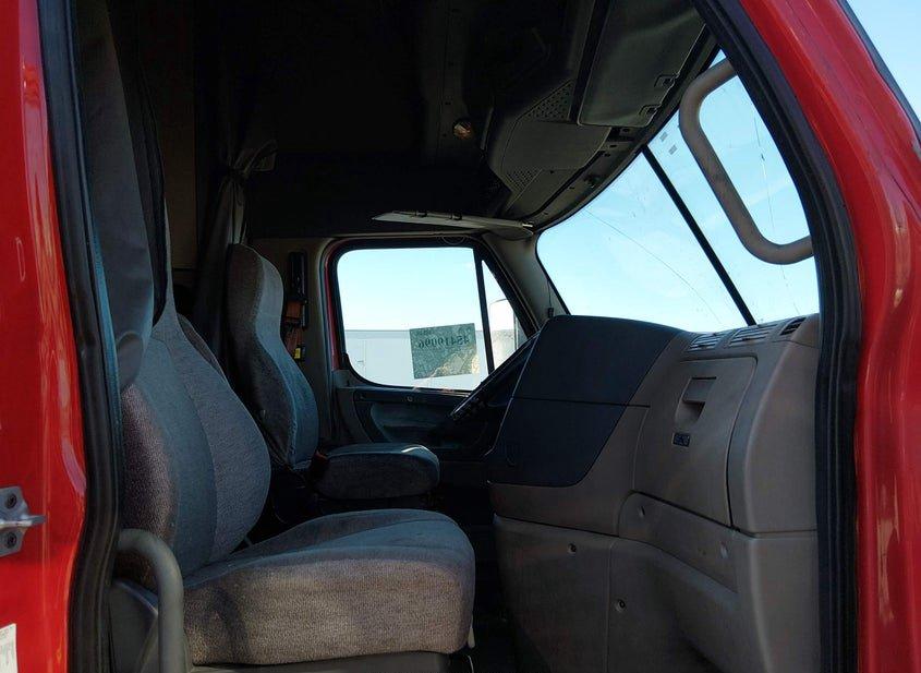 Freightliner Cascadia 125