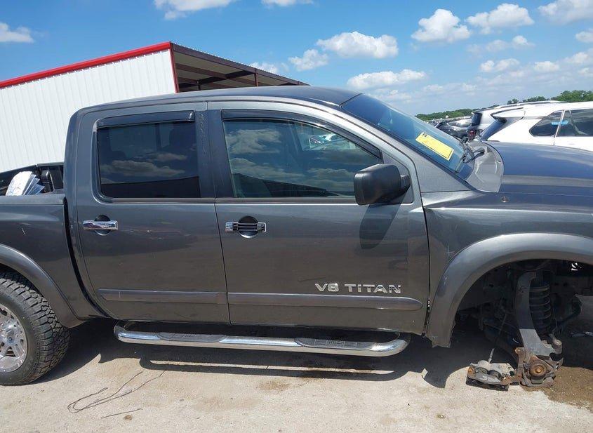 Nissan Titan