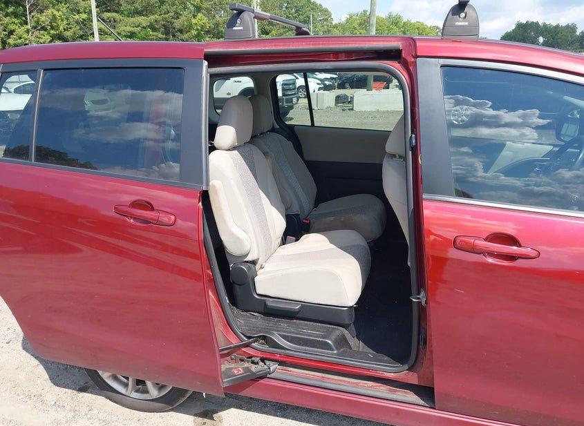 Mazda Mazda5