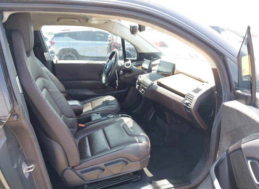 BMW I3