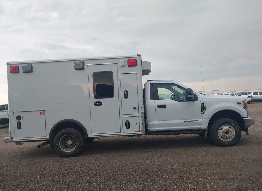 Ford F-350 Chassis