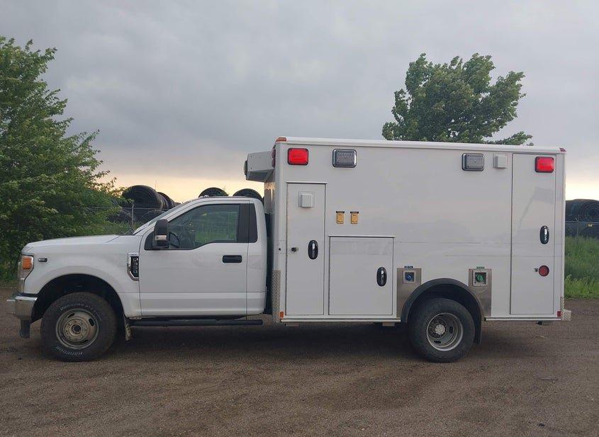 Ford F-350 Chassis