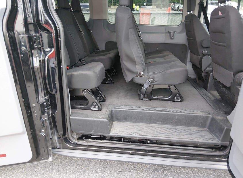 Ford Transit-350