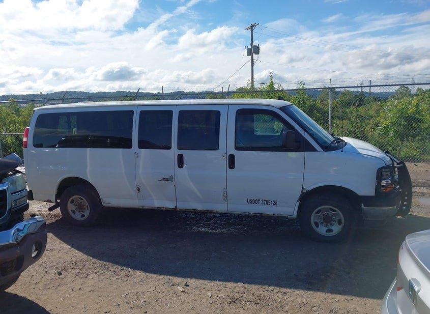 Chevrolet Express 3500