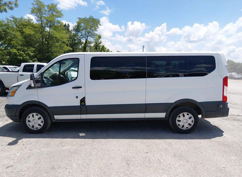Ford Transit-350