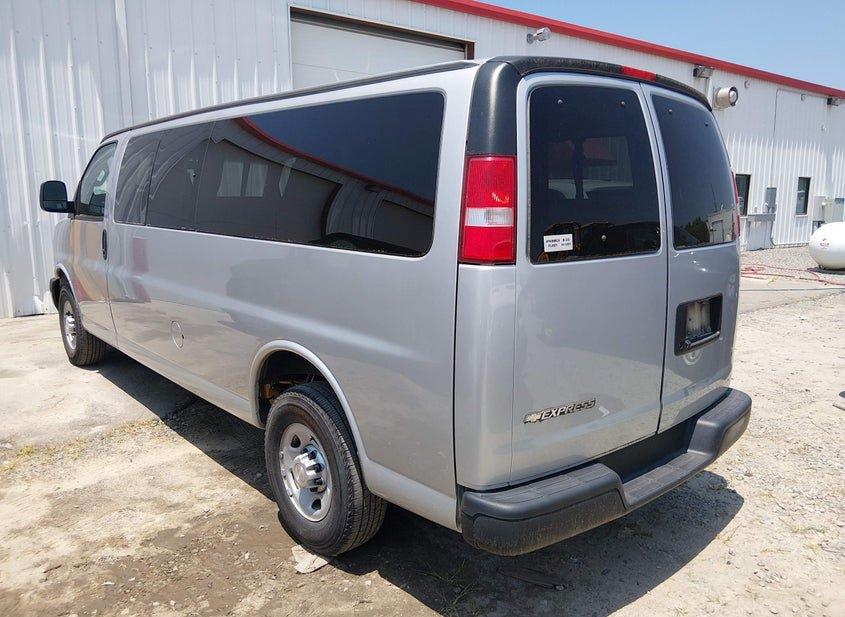 Chevrolet Express 3500