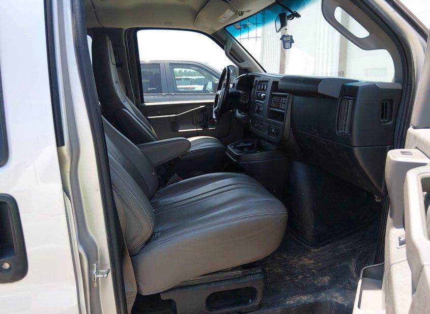 Chevrolet Express 3500