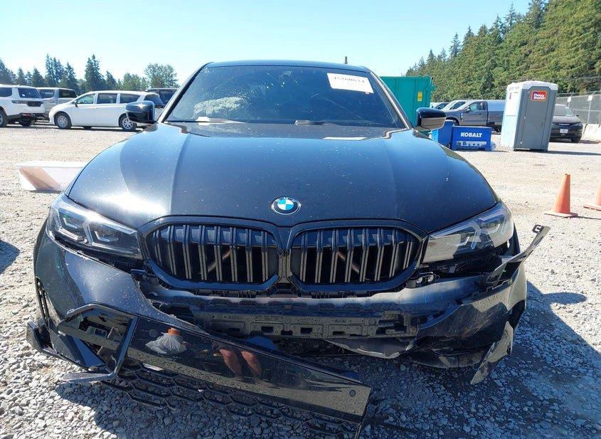 BMW 330I