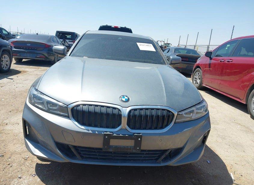 BMW 330I