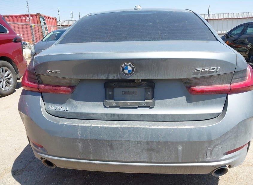 BMW 330I