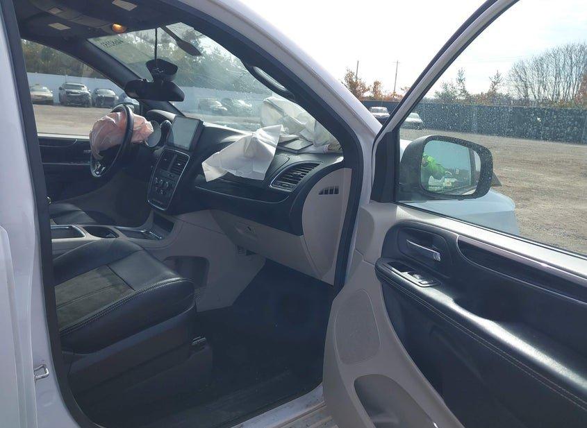 Dodge Grand Caravan