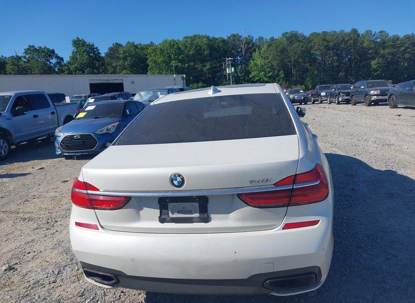 BMW 740I