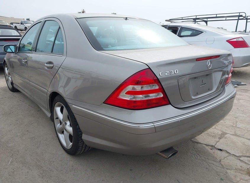 Mercedes-Benz C 230
