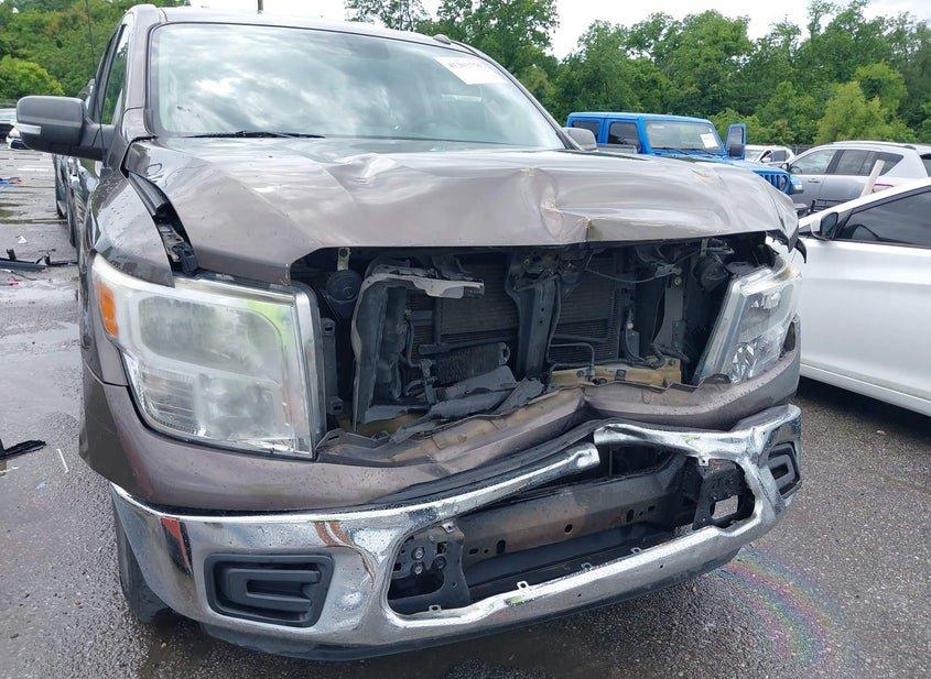 Nissan Titan