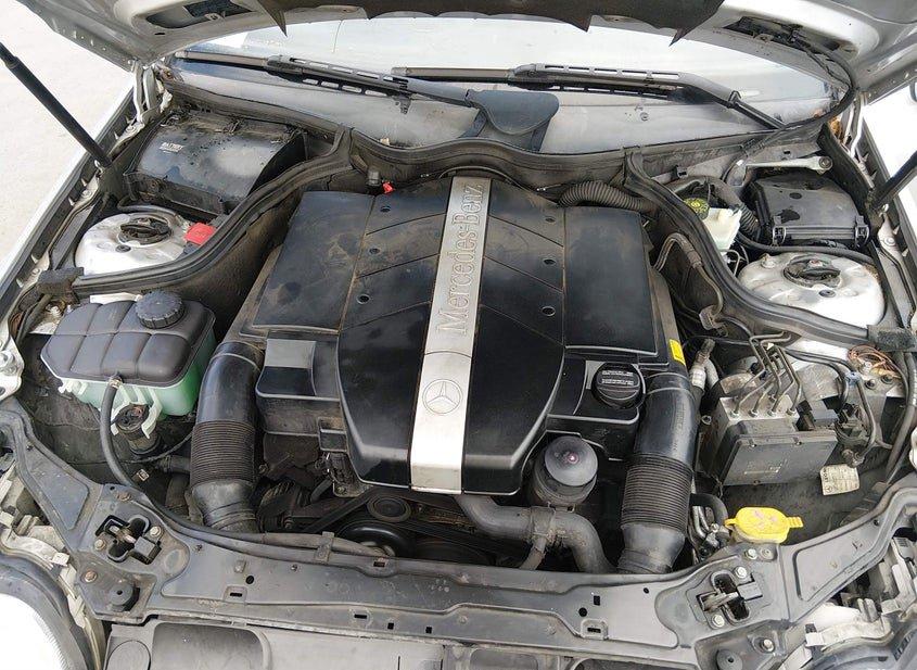 Mercedes-Benz C 240