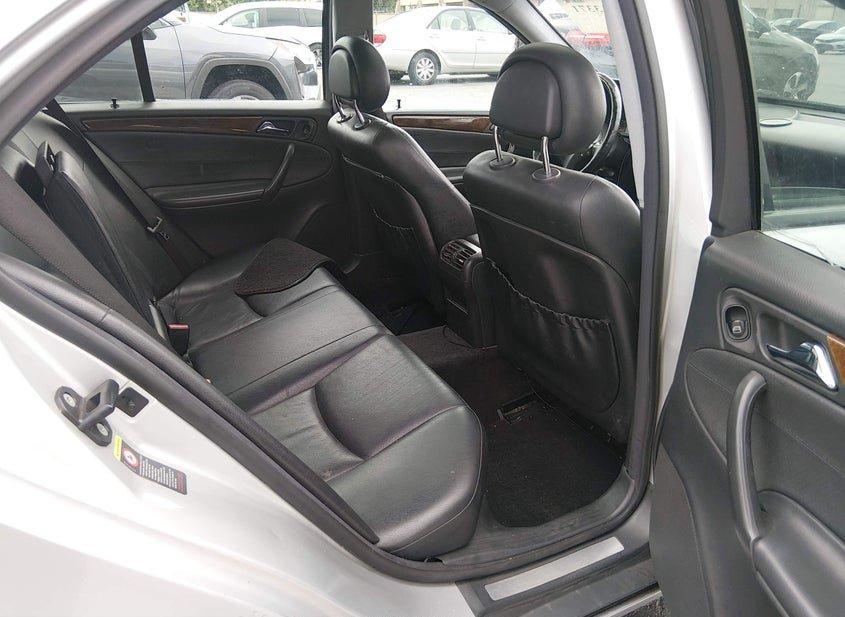 Mercedes-Benz C 240