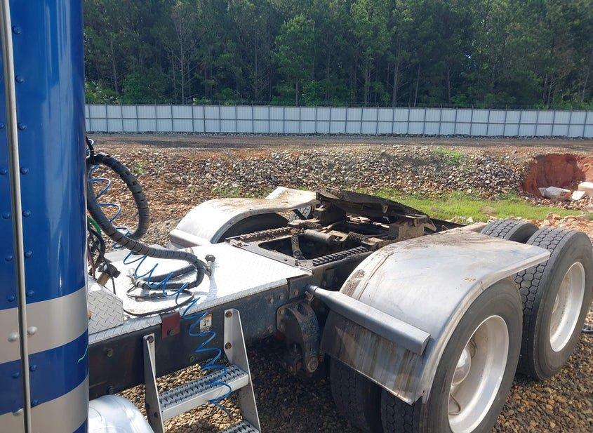 Peterbilt 379