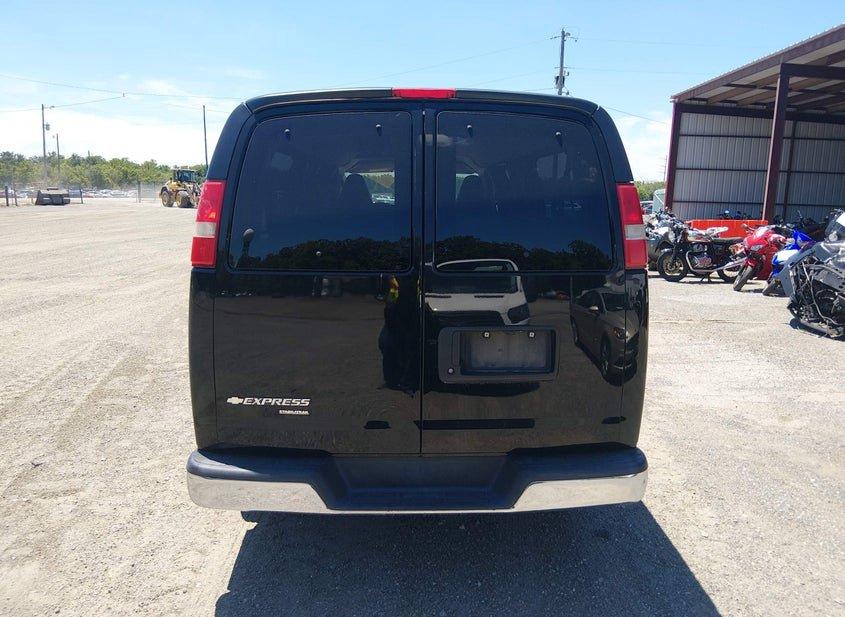 Chevrolet Express 3500