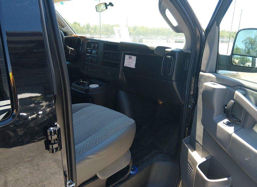 Chevrolet Express 3500
