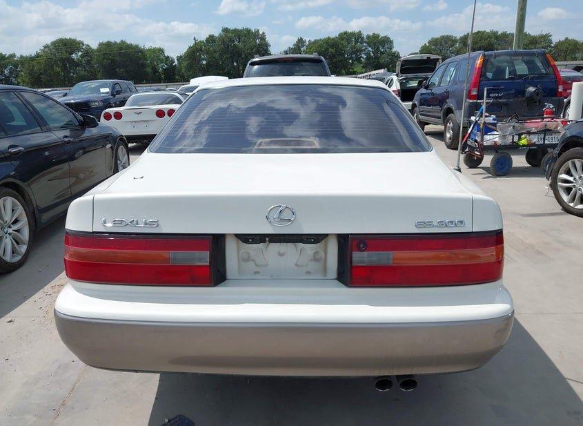 Lexus Es