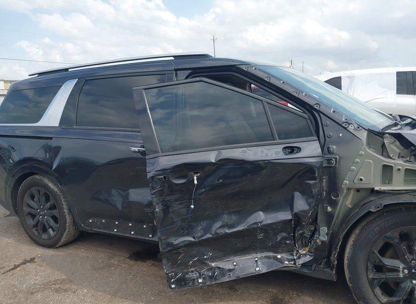 Kia Carnival Mpv