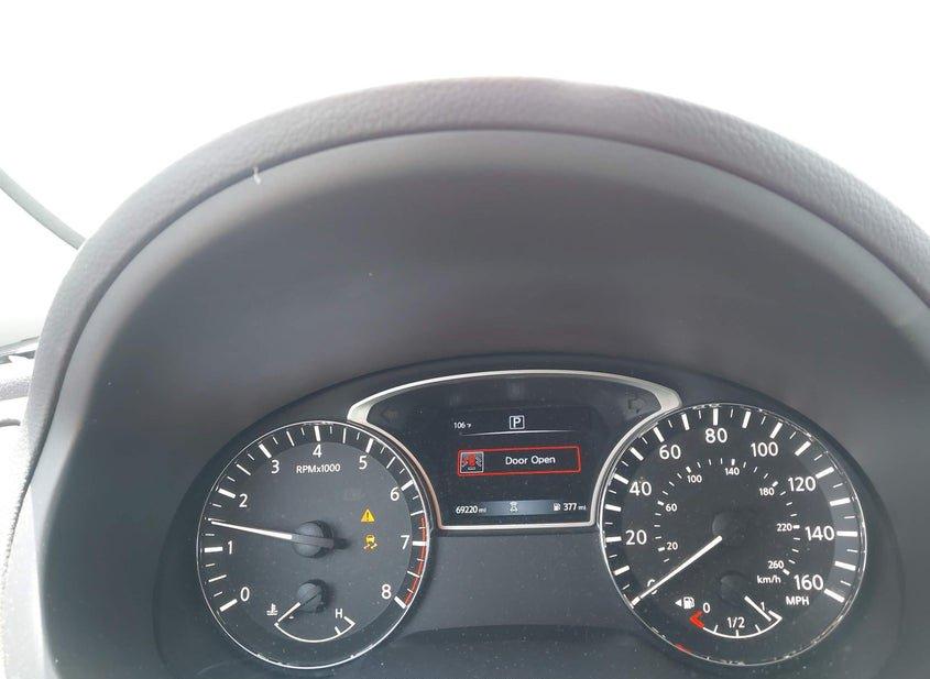 Nissan Altima