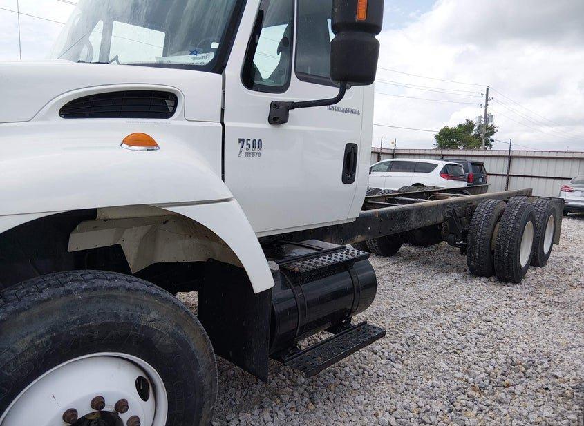 International 7000