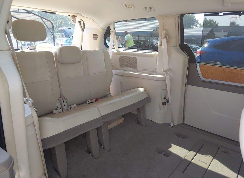 Chrysler Town   Country