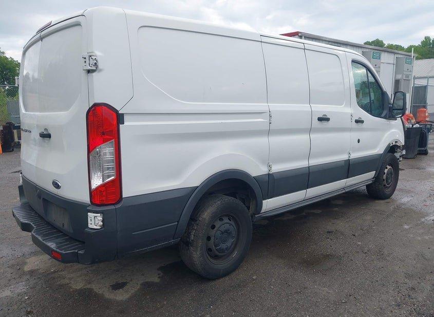 Ford Transit-250