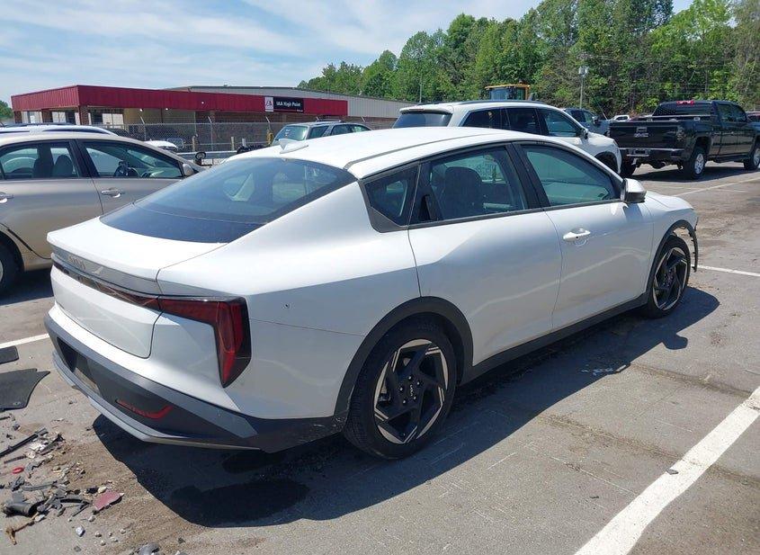 Kia K4