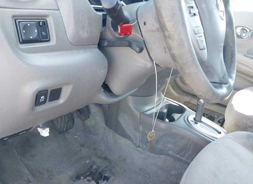 Nissan Versa
