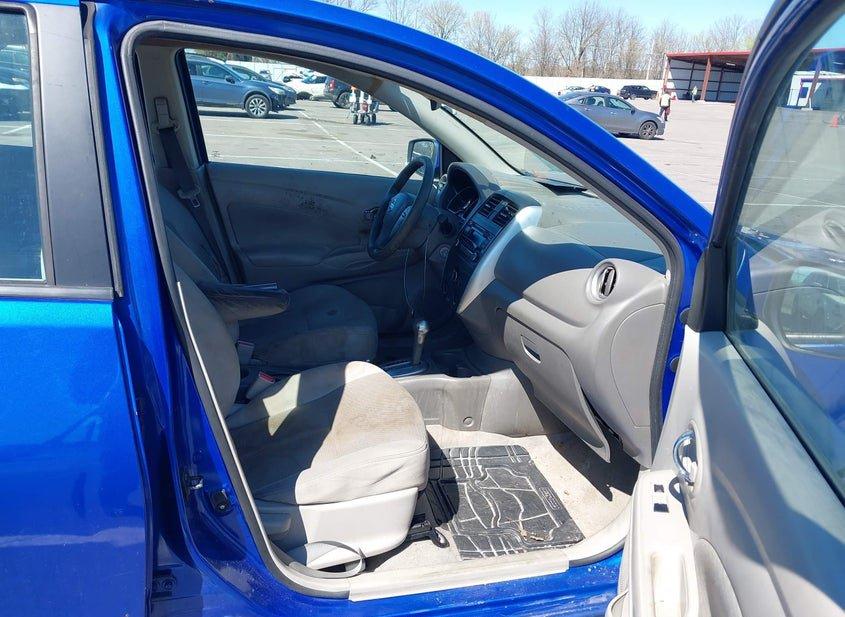 Nissan Versa