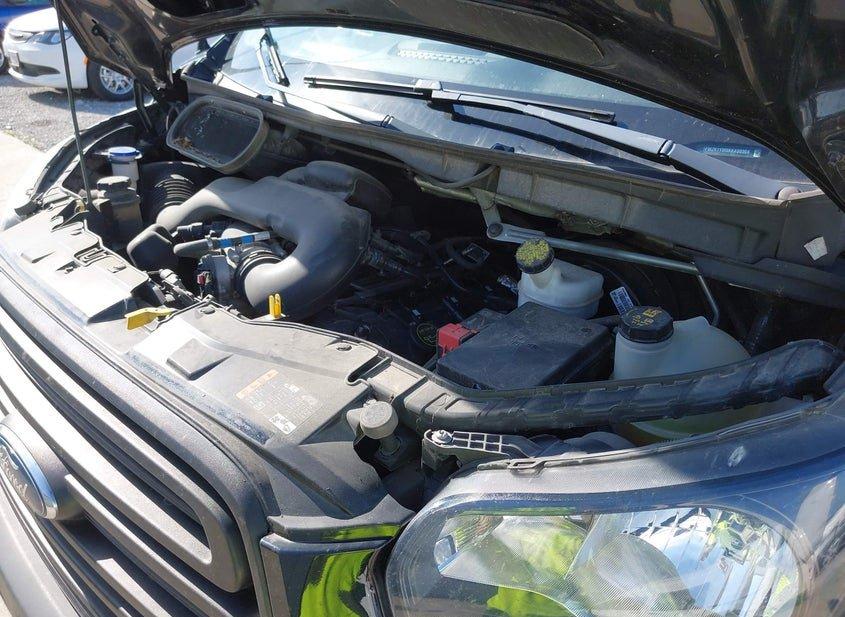 Ford Transit-150