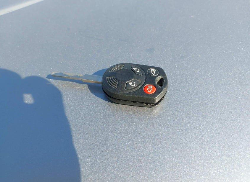 Ford Transit-150