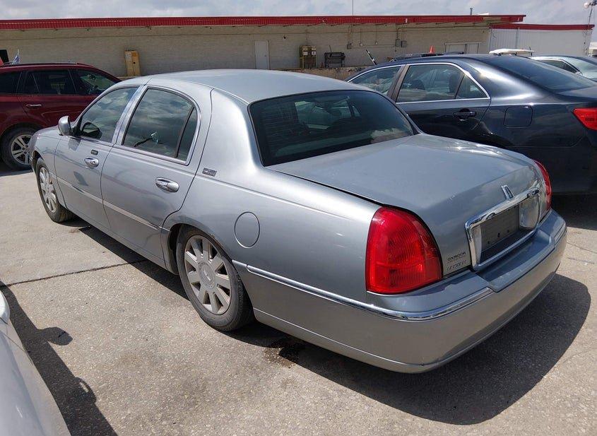 Lincoln Town Car