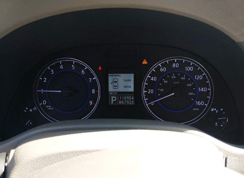 Infiniti G37